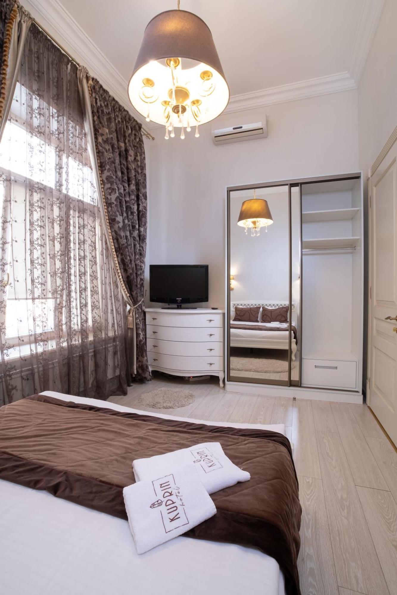 Kuprin Hotel オデッサ 部屋 写真